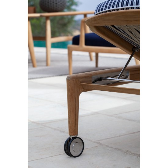 POLTRONA FRAU THE SECRET GARDEN SUNBED