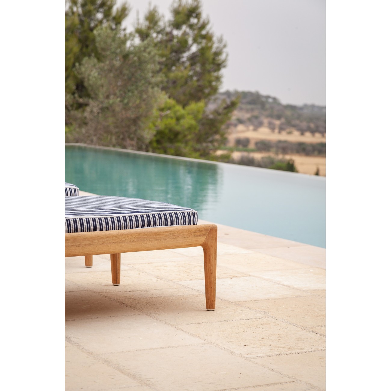 POLTRONA FRAU THE SECRET GARDEN SUNBED