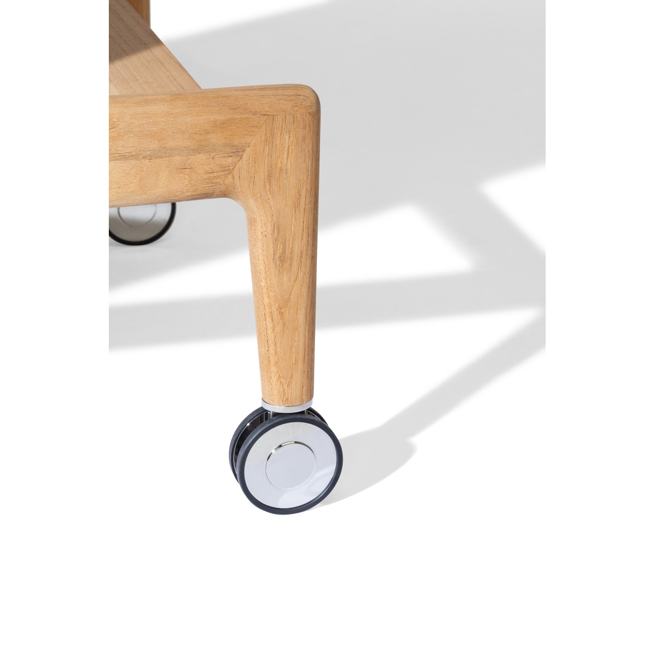 POLTRONA FRAU THE SECRET GARDEN SUNBED