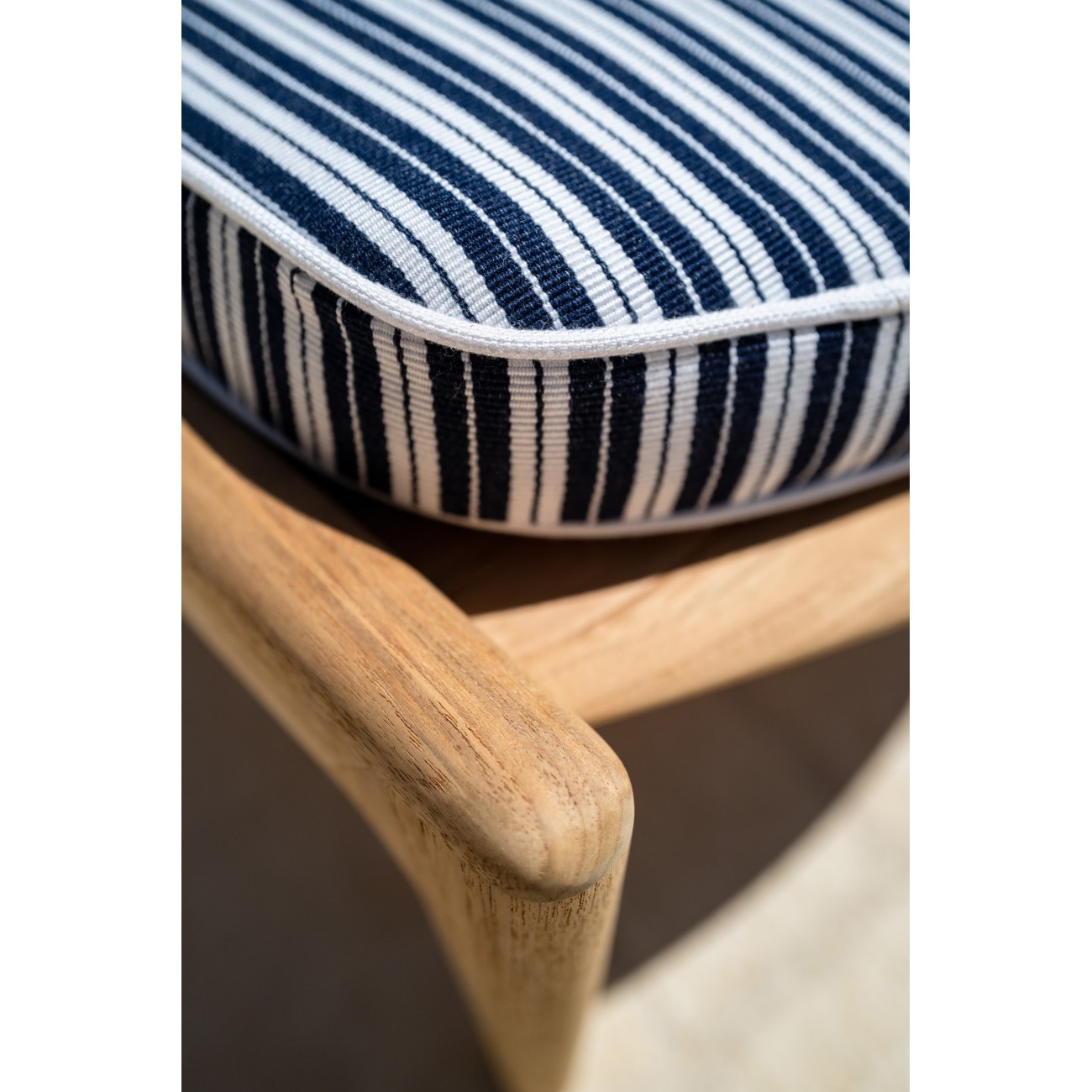 POLTRONA FRAU THE SECRET GARDEN SUNBED