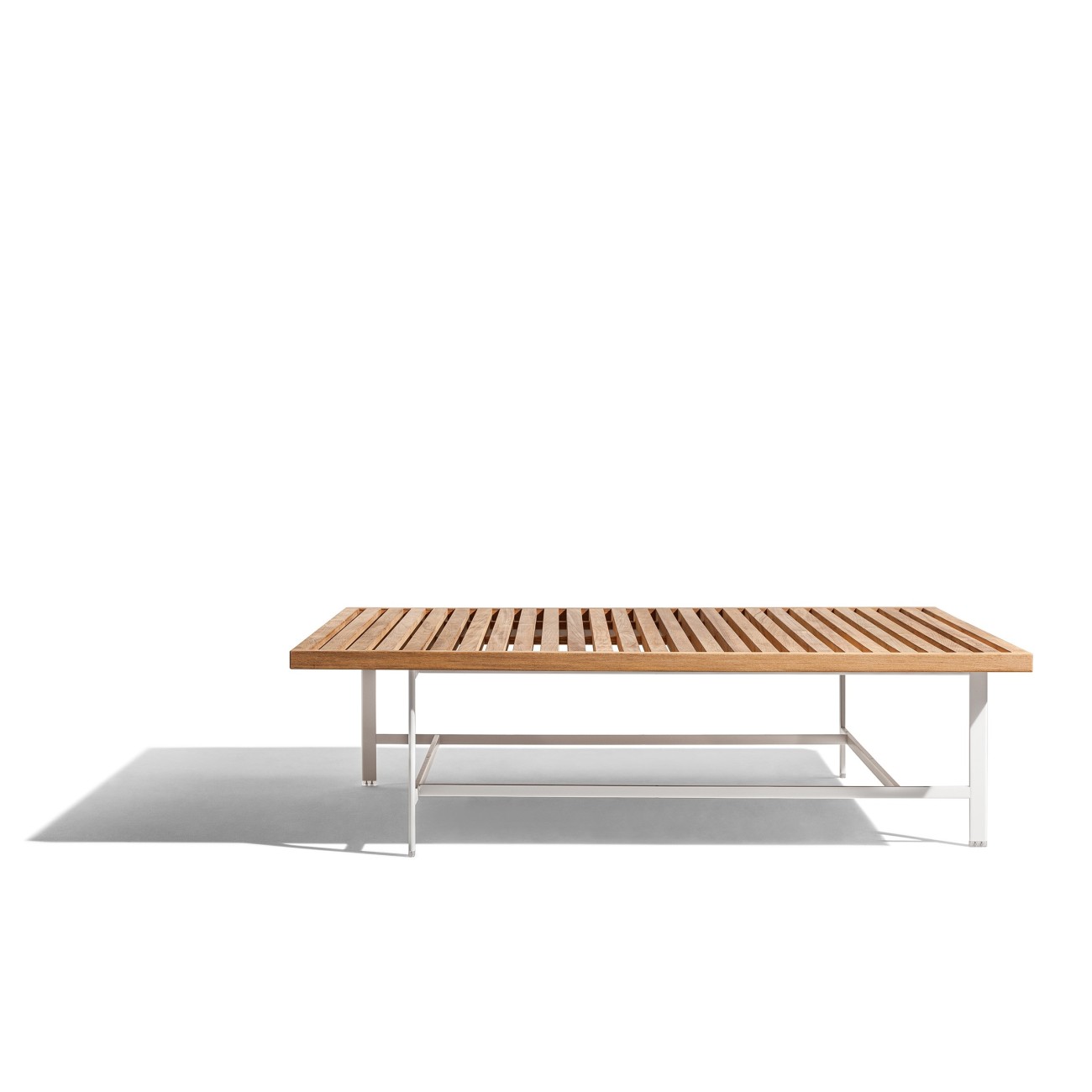 POLTRONA FRAU SOLARIA OUTDOOR LOW TABLES