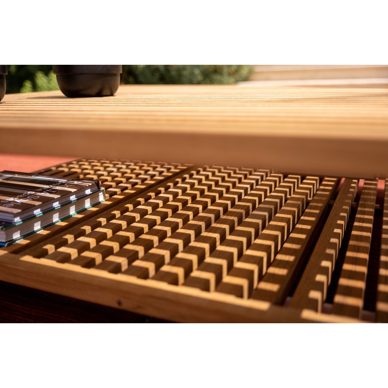 POLTRONA FRAU SOLARIA OUTDOOR LOW TABLES