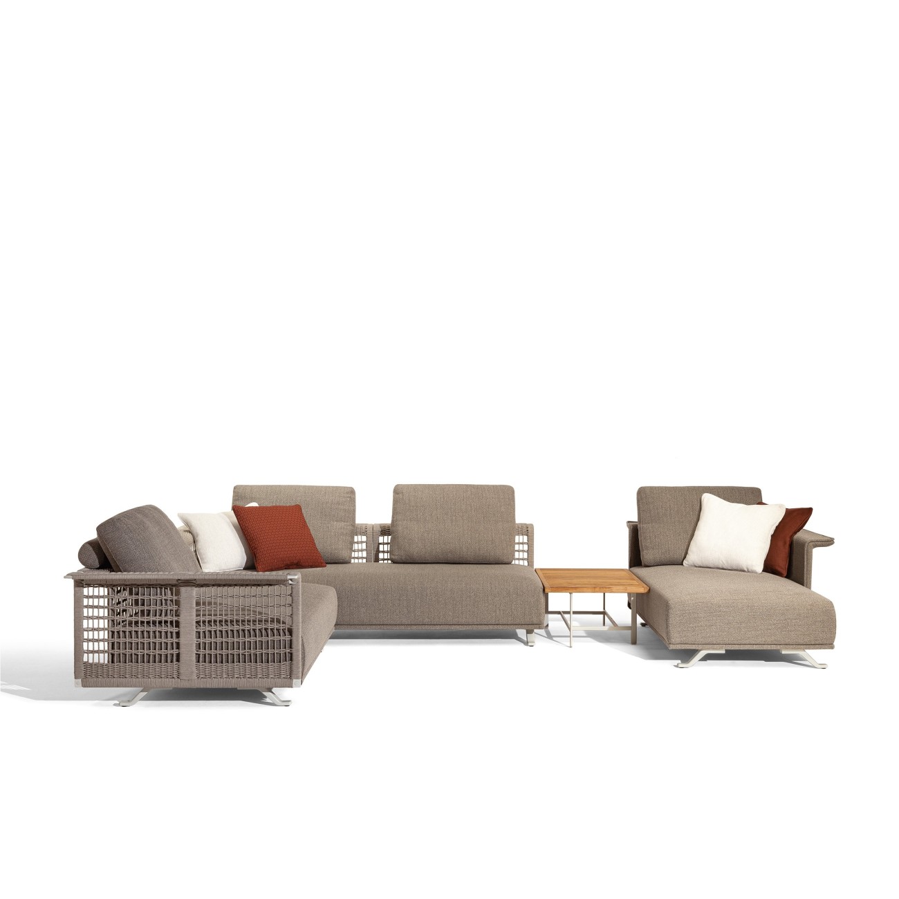 POLTRONA FRAU SOLARIA OUTDOOR SOFA