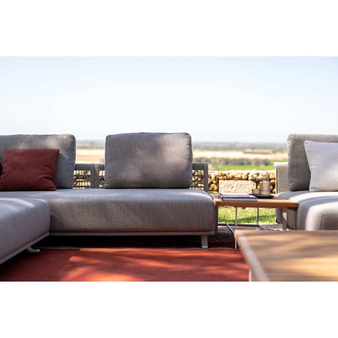 POLTRONA FRAU SOLARIA OUTDOOR SOFA