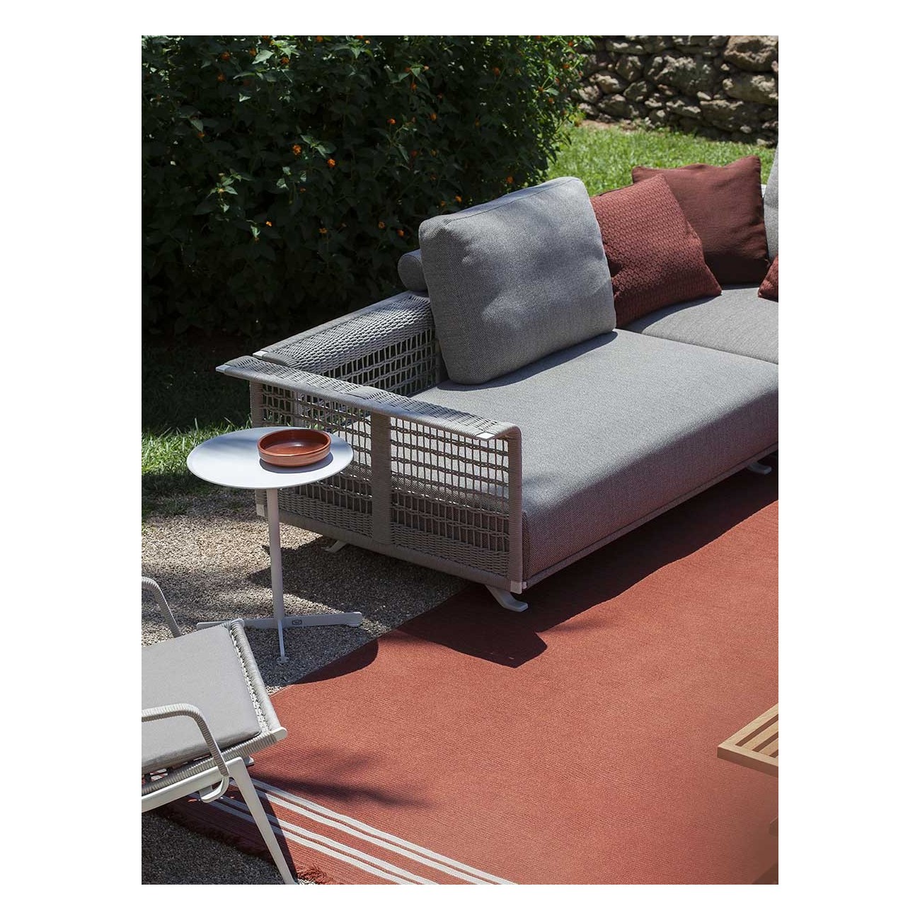 POLTRONA FRAU SHERAZADE OUTDOOR TAPIS