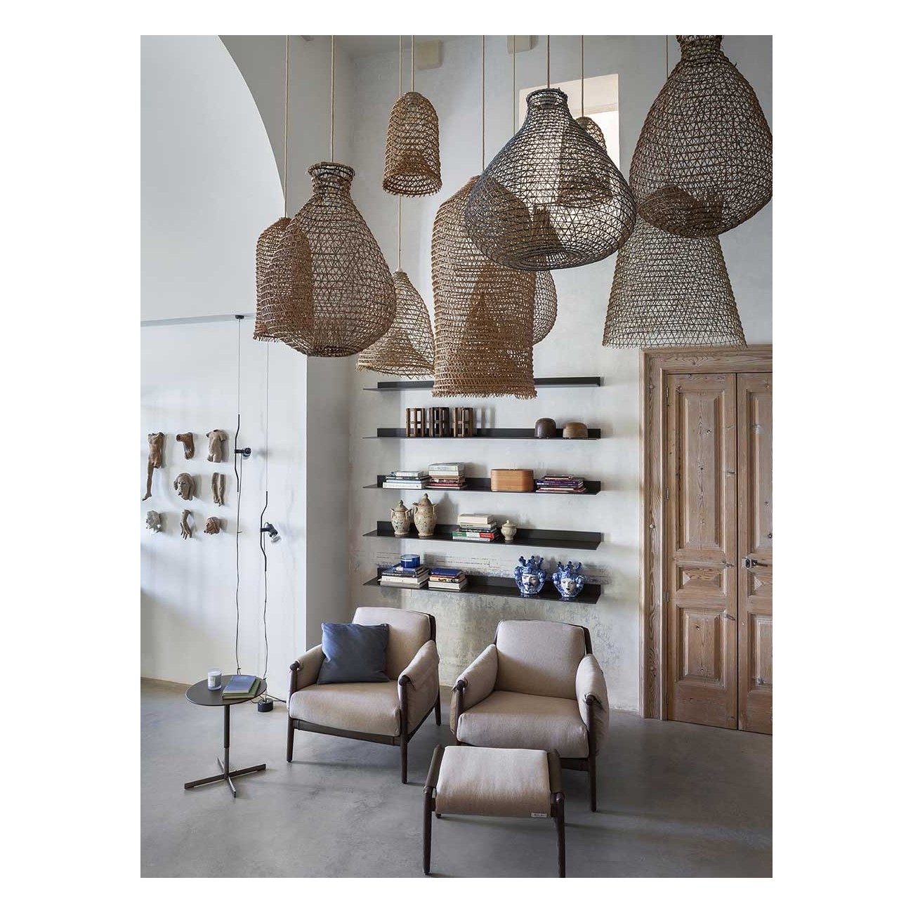 POLTRONA FRAU TIMES LOUNGE ARMCHAIR