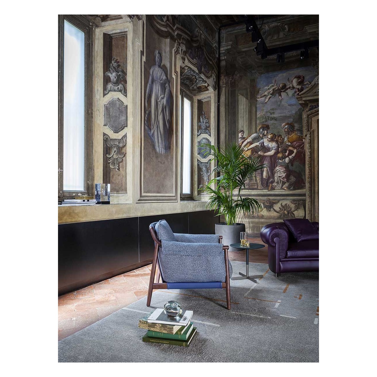 POLTRONA FRAU TIMES LOUNGE ARMCHAIR