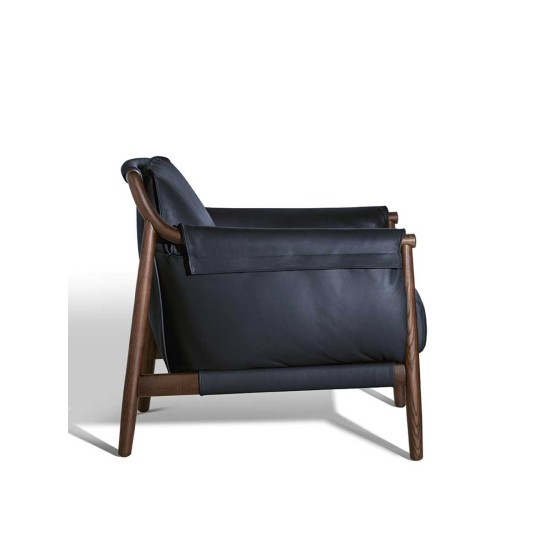 POLTRONA FRAU TIMES LOUNGE ARMCHAIR
