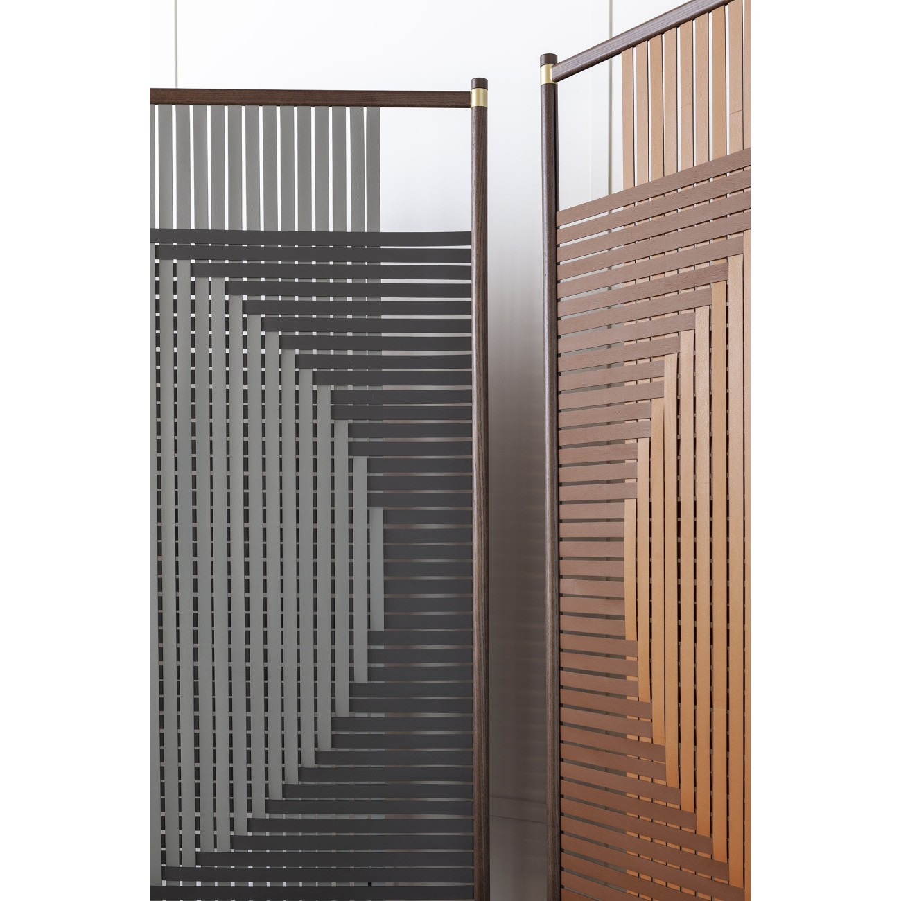 POLTRONA FRAU PLOT MODULAR ROOM DIVIDERS