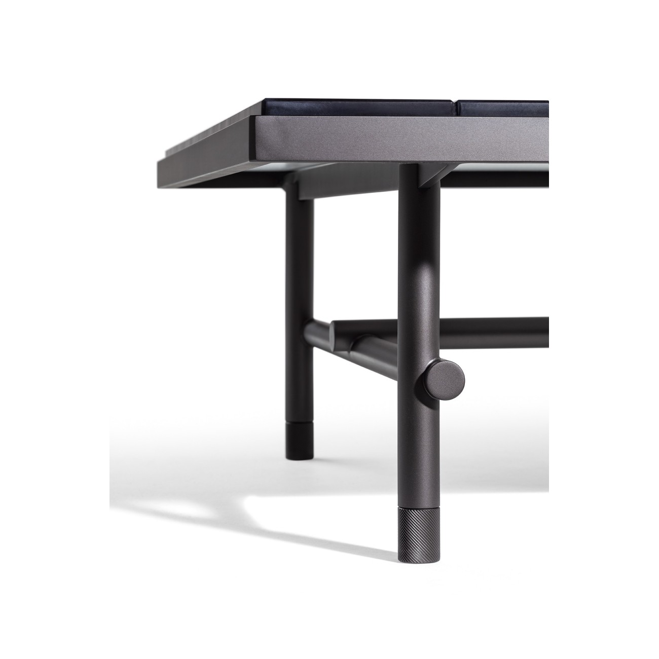 POLTRONA FRAU TABLE BASSE PIERRE