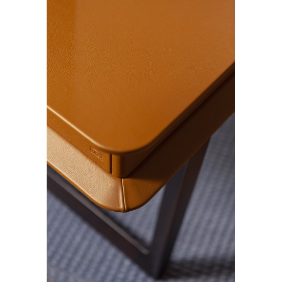 POLTRONA FRAU PEEK A BOOK DESK