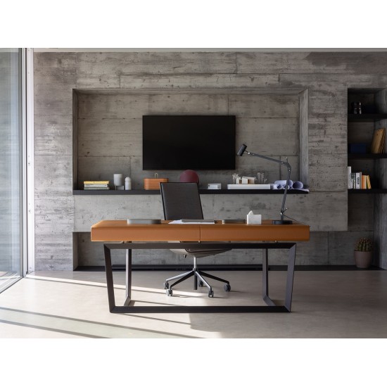 POLTRONA FRAU PEEK A BOOK DESK