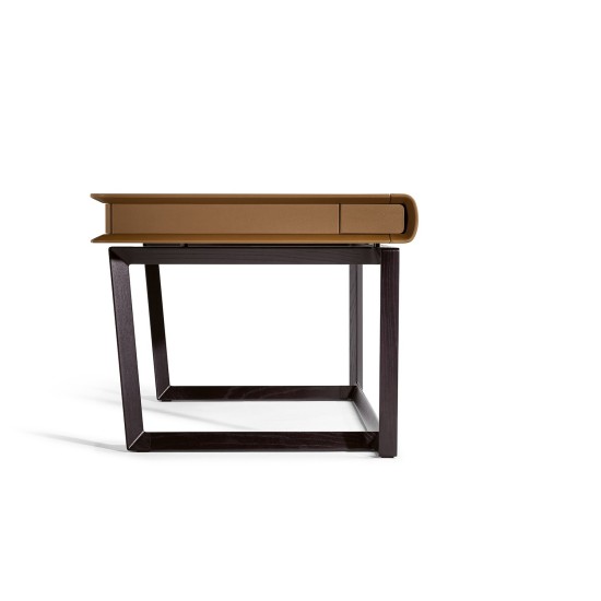 POLTRONA FRAU PEEK A BOOK DESK