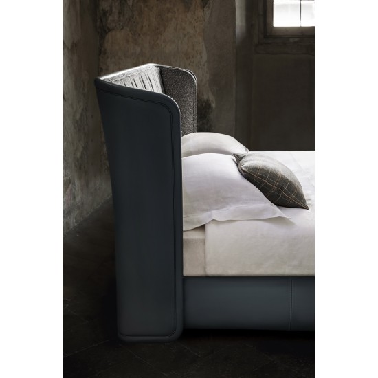 POLTRONA FRAU LOLA DARLING BED