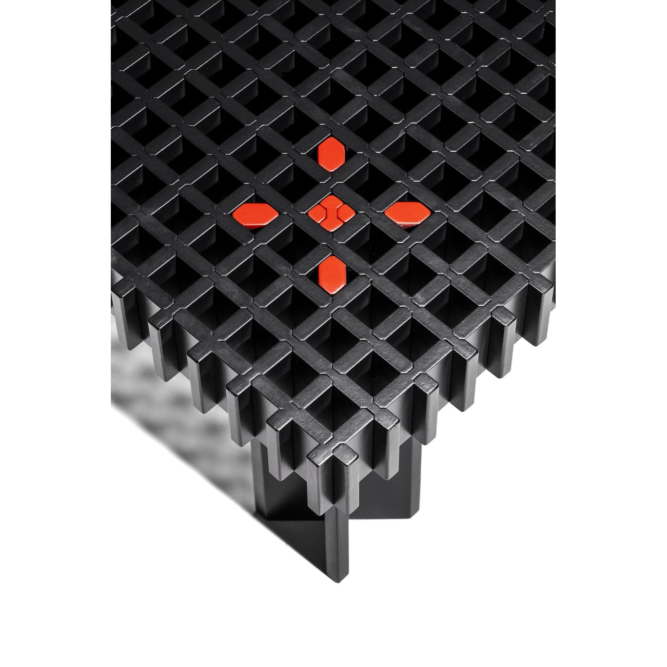 POLTRONA FRAU KYOTO SIDE TABLE