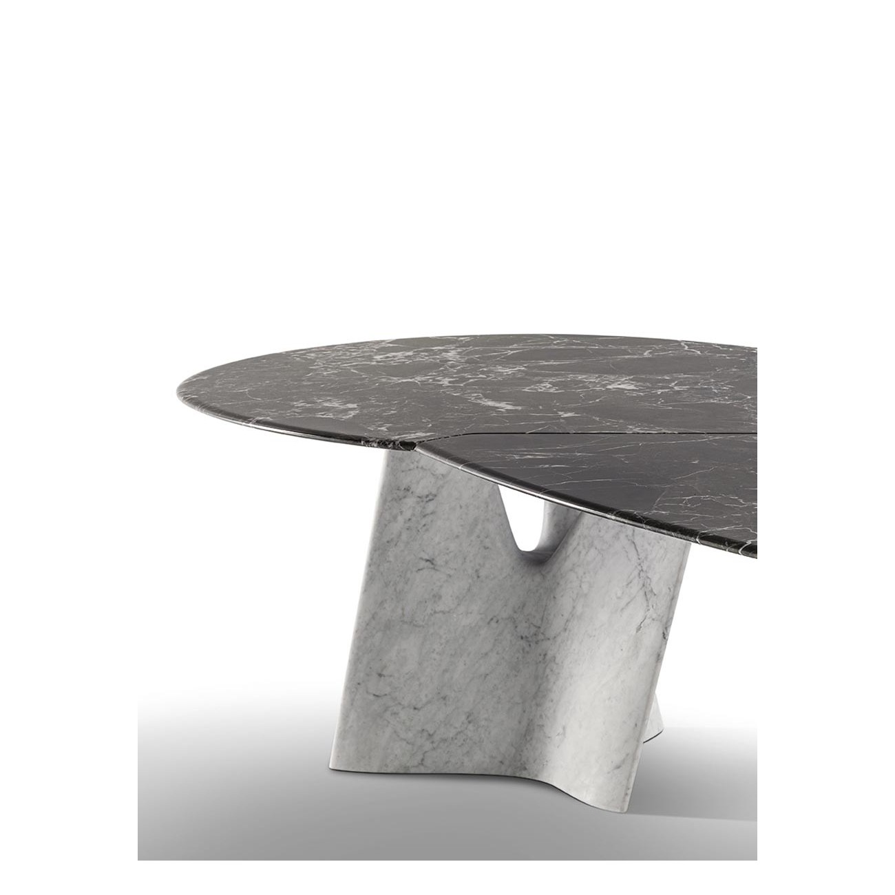 POLTRONA FRAU INFINITO TABLE