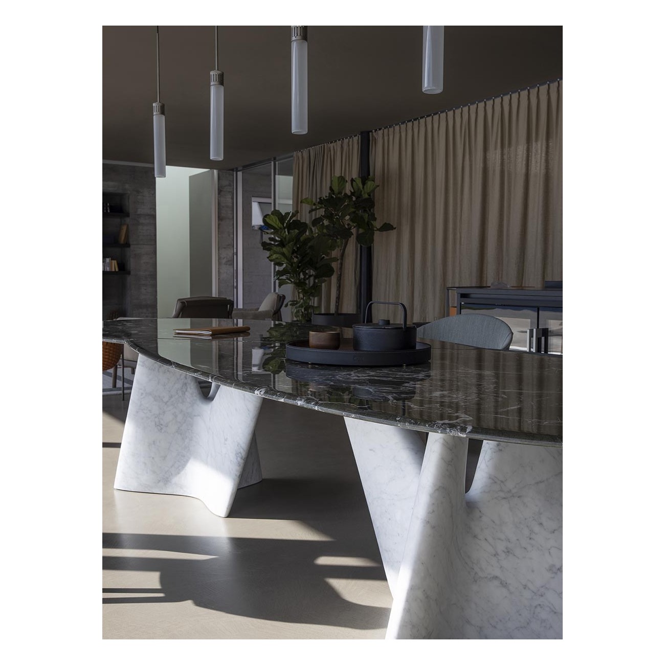 POLTRONA FRAU INFINITO TABLE