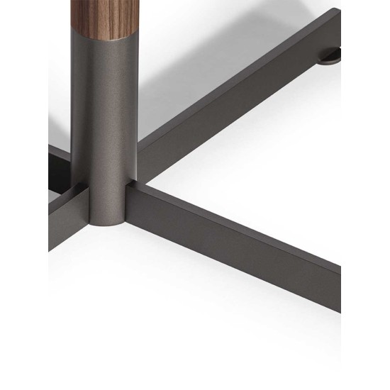 POLTRONA FRAU BOB BISTROT TABLE