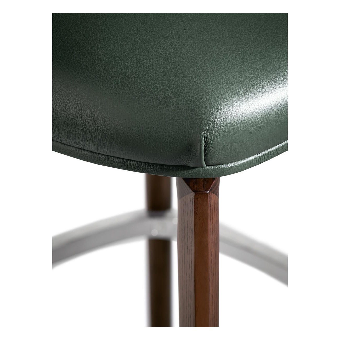POLTRONA FRAU ARCHIBALD STOOL