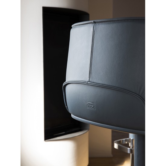 POLTRONA FRAU ARCHIBALD STOOL