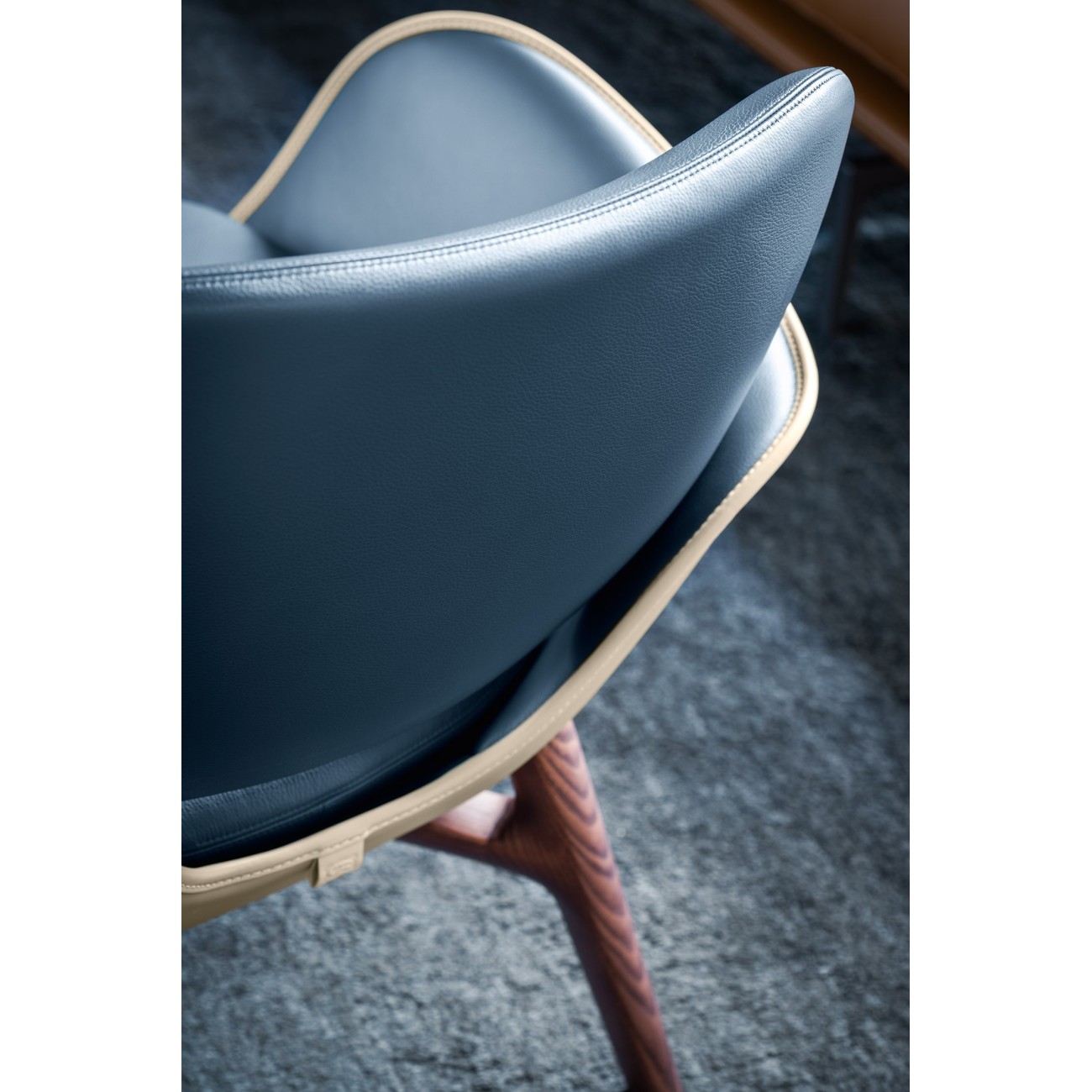 POLTRONA FRAU MARTHA ARMCHAIR