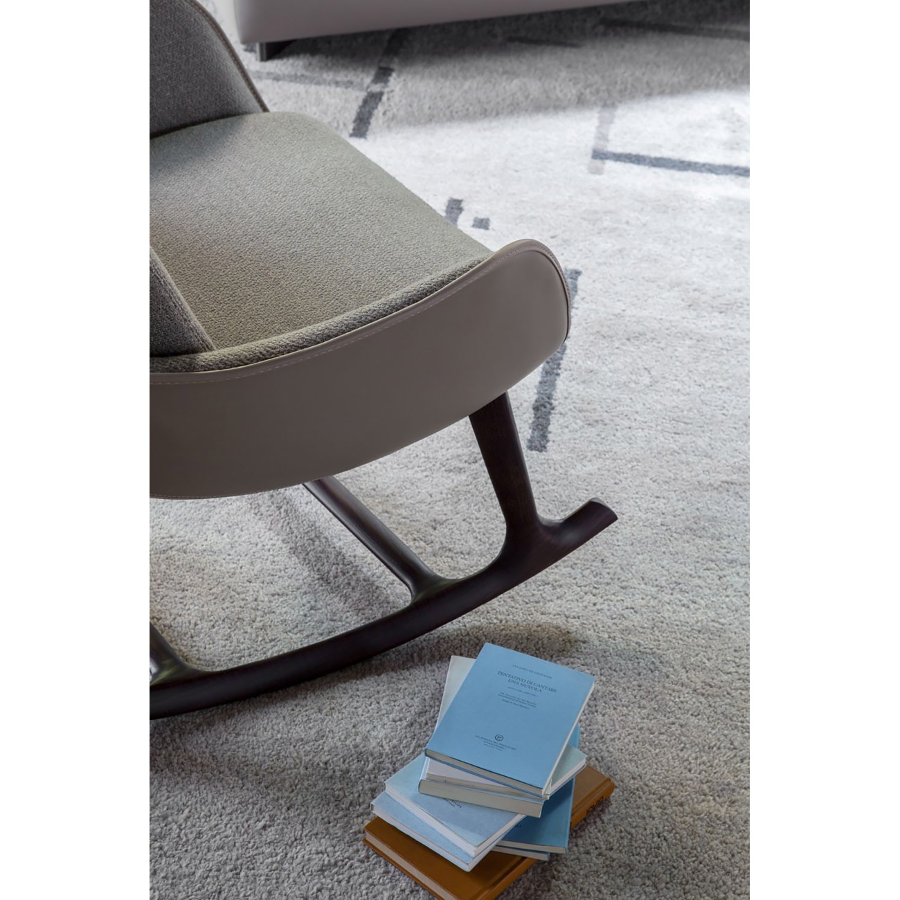 POLTRONA FRAU MARTHA ARMCHAIR