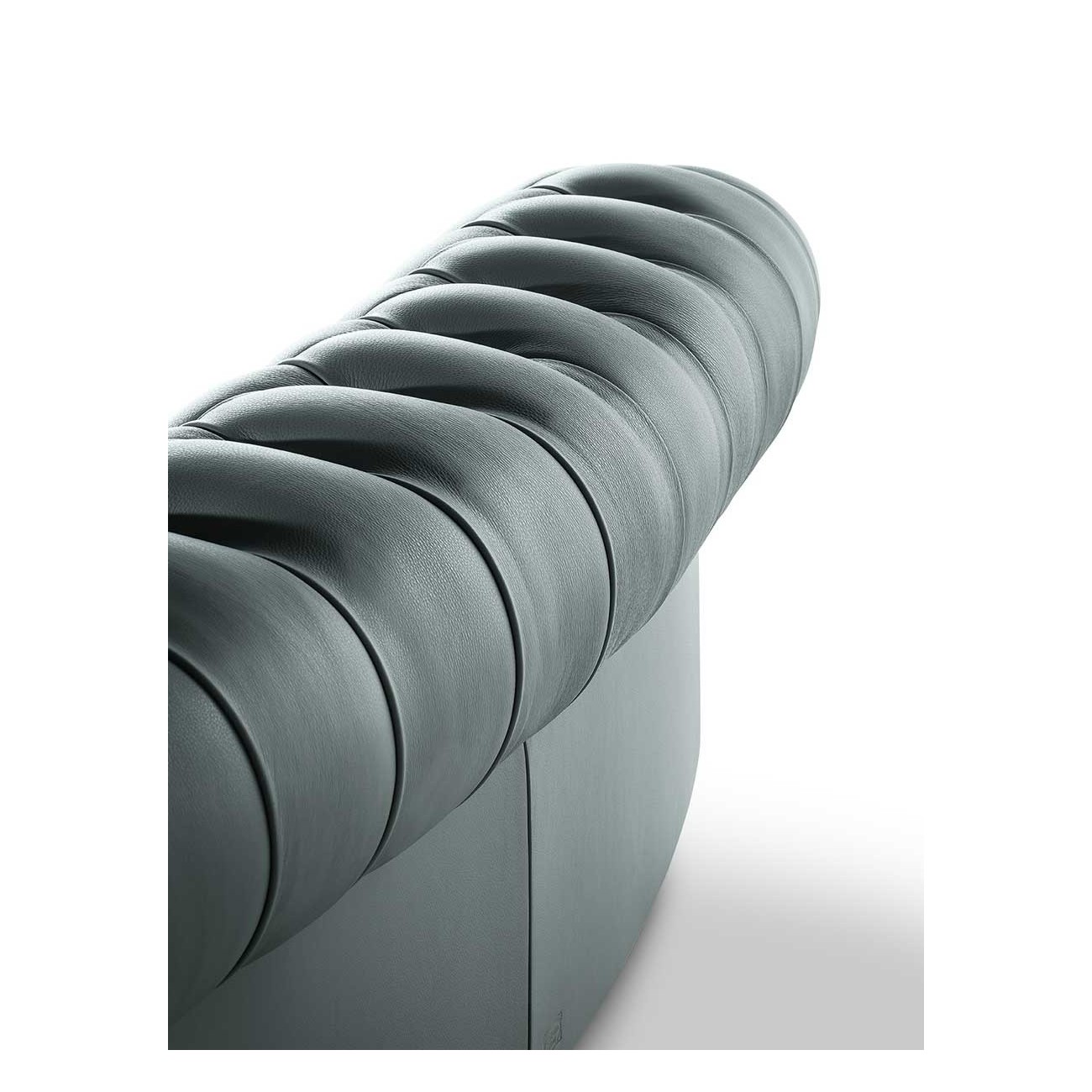 POLTRONA FRAU CHESTER LINE SOFAS