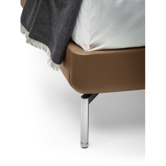 POLTRONA FRAU COUPE' LETTI