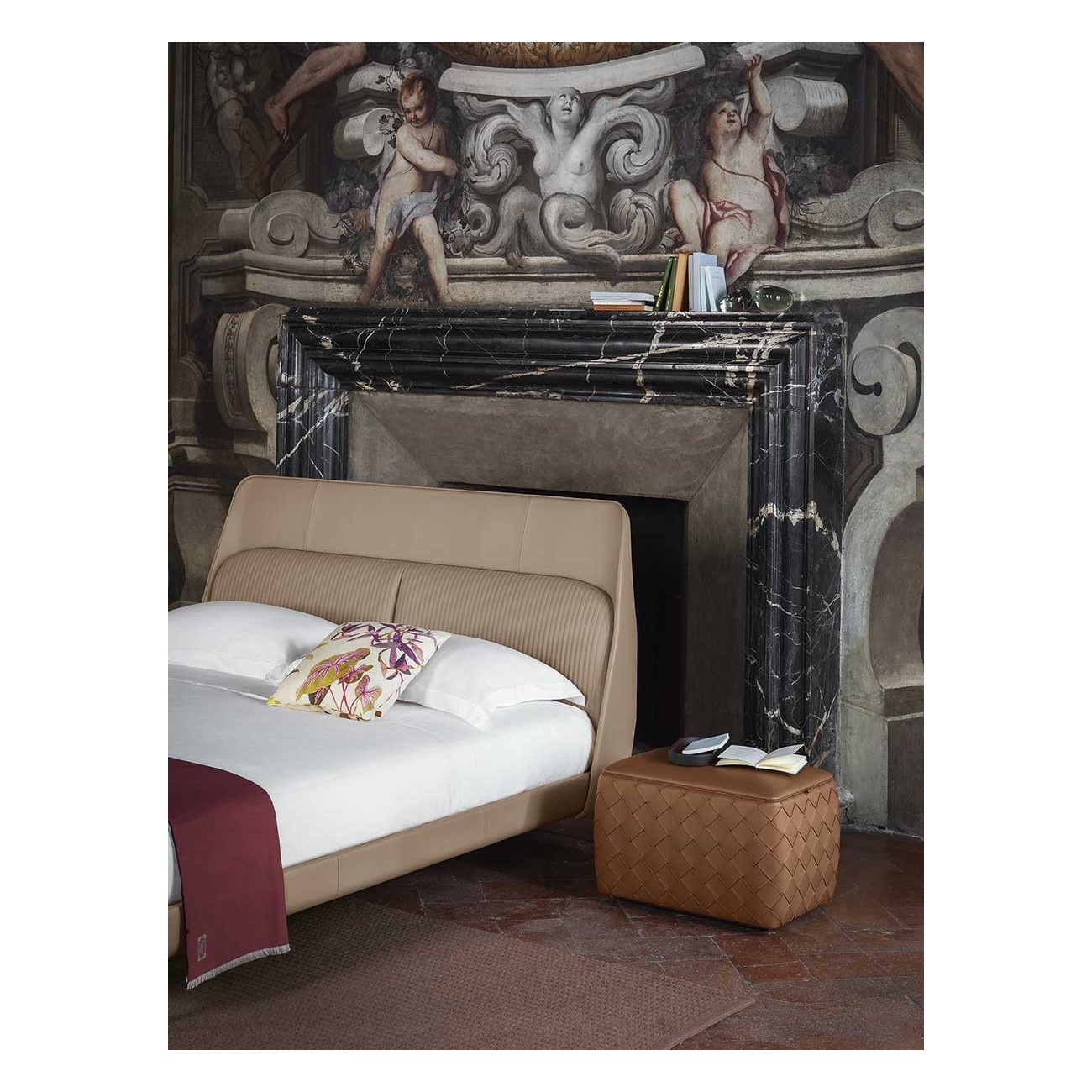 POLTRONA FRAU CHAISE LONGUE LITS