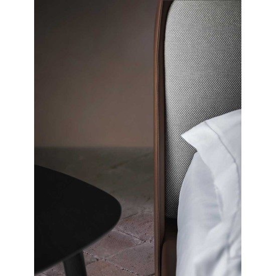 POLTRONA FRAU COUPE' LETTI