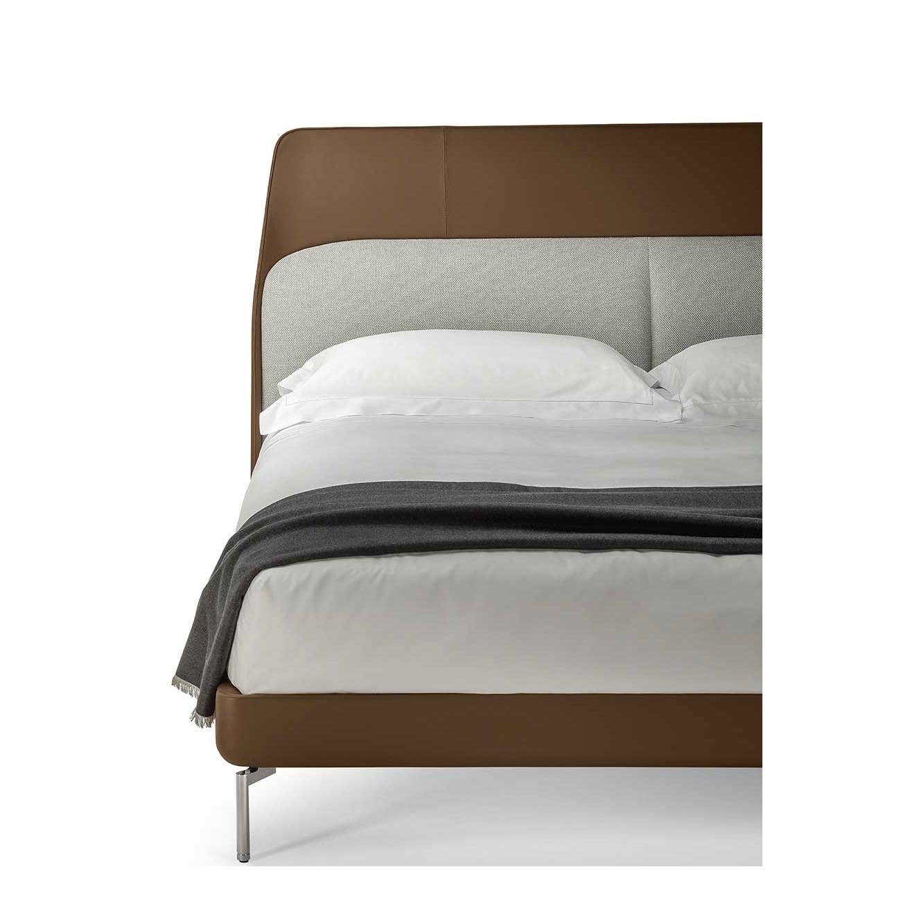 POLTRONA FRAU COUPE' LETTI