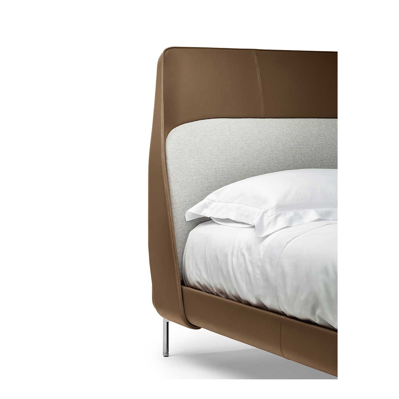 POLTRONA FRAU COUPE' LETTI