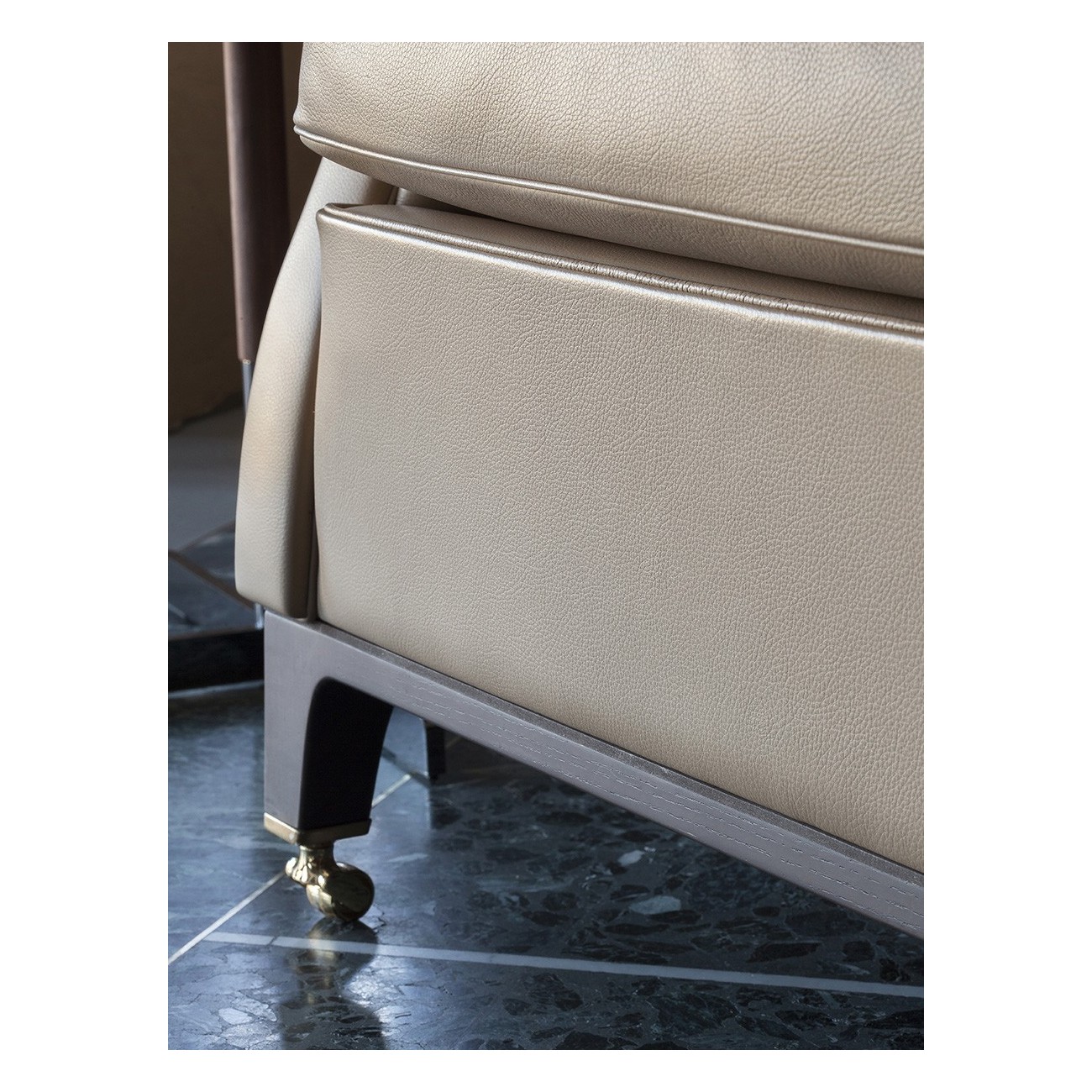 POLTRONA FRAU 1919 FAUTEUIL