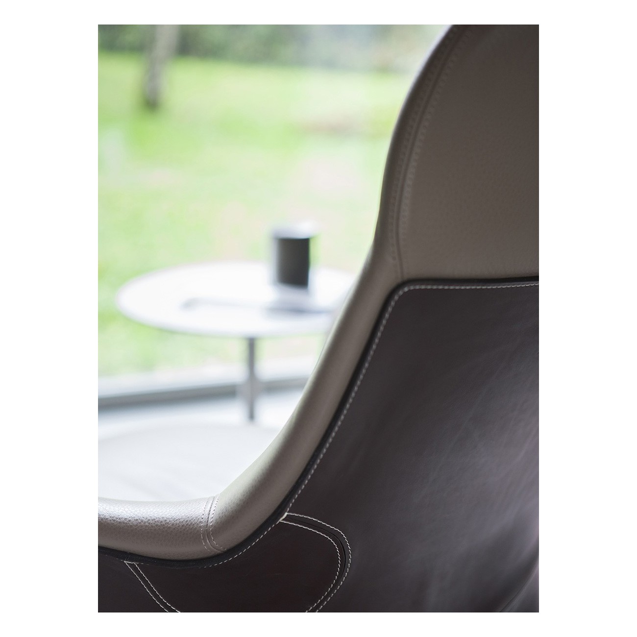 POLTRONA FRAU ASSAYA ARMCHAIR