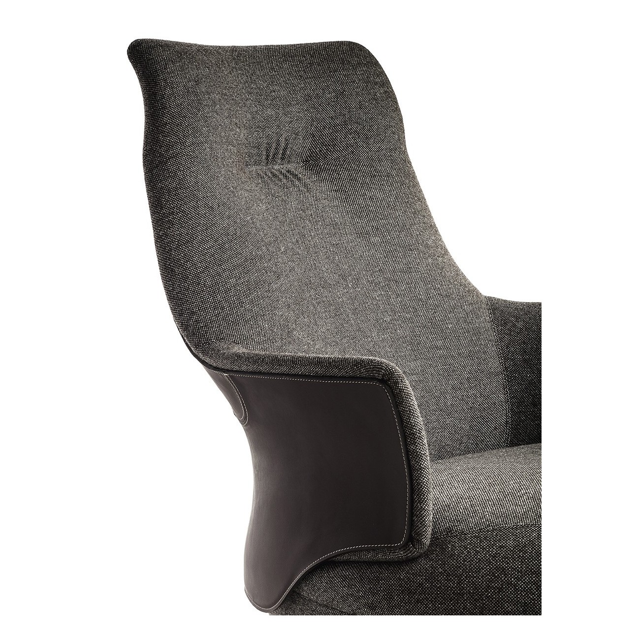 POLTRONA FRAU ASSAYA ARMCHAIR