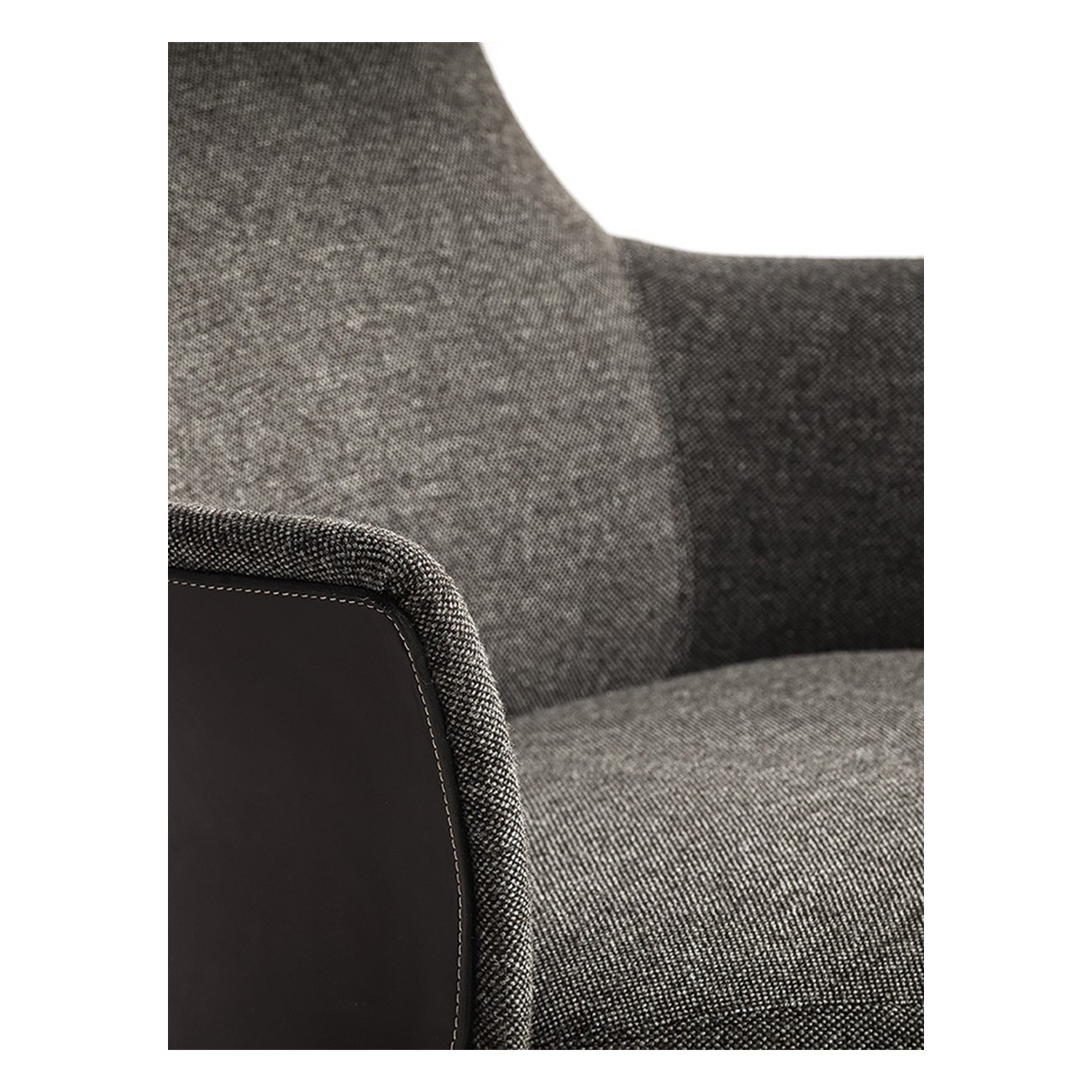 POLTRONA FRAU ASSAYA FAUTEUIL