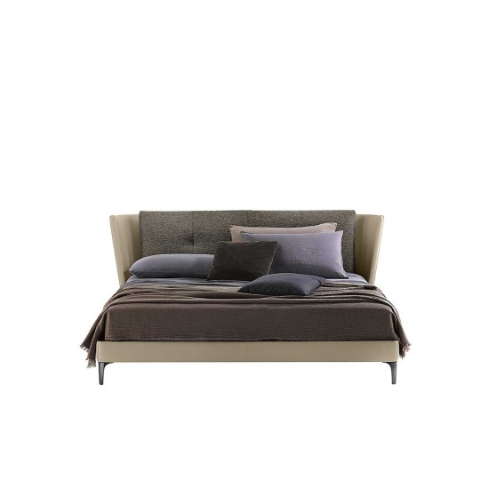 POLTRONA FRAU BRETAGNE BED