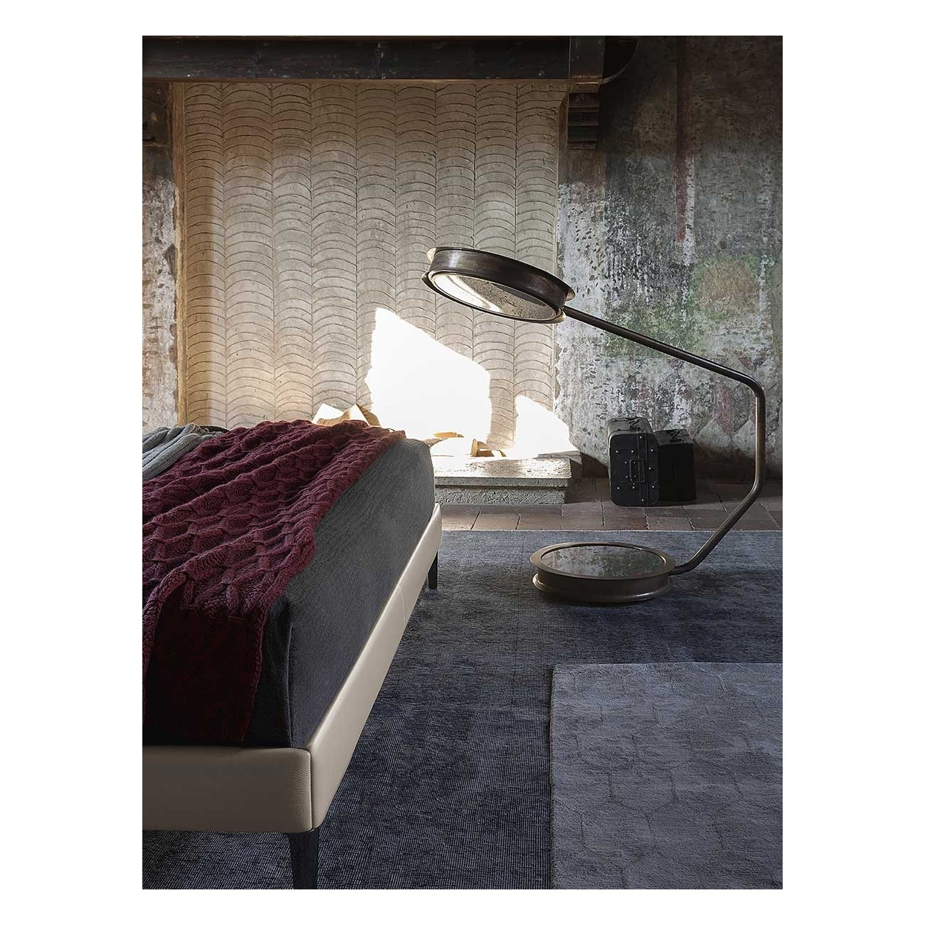 POLTRONA FRAU BRETAGNE BED