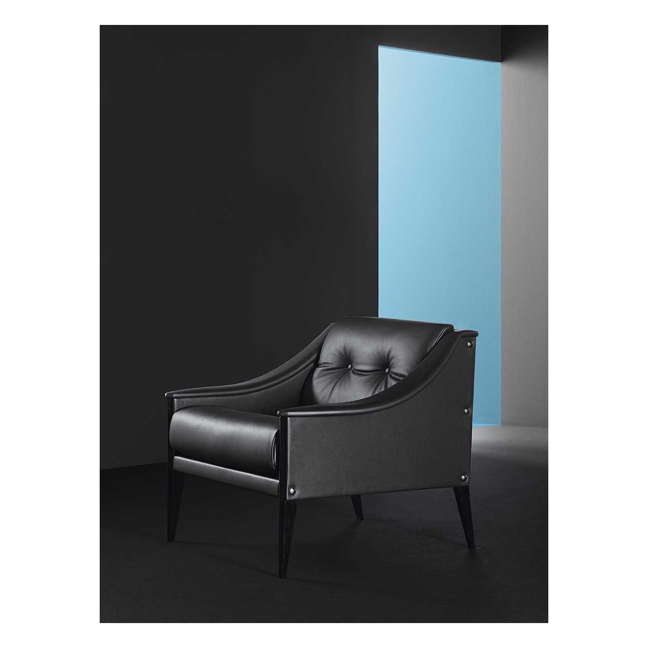 POLTRONA FRAU DEZZA 24 ARMCHAIR