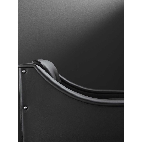 POLTRONA FRAU DEZZA 24 ARMCHAIR