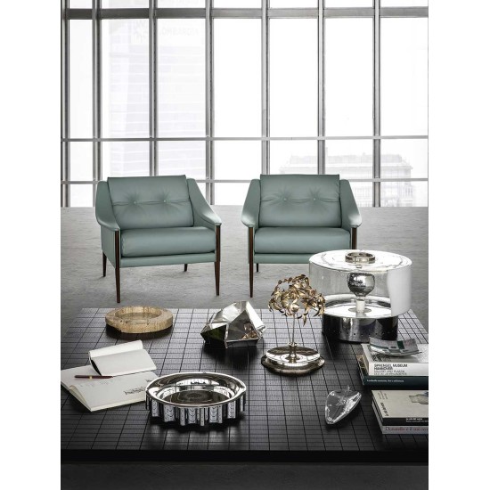 POLTRONA FRAU DEZZA 24 ARMCHAIR