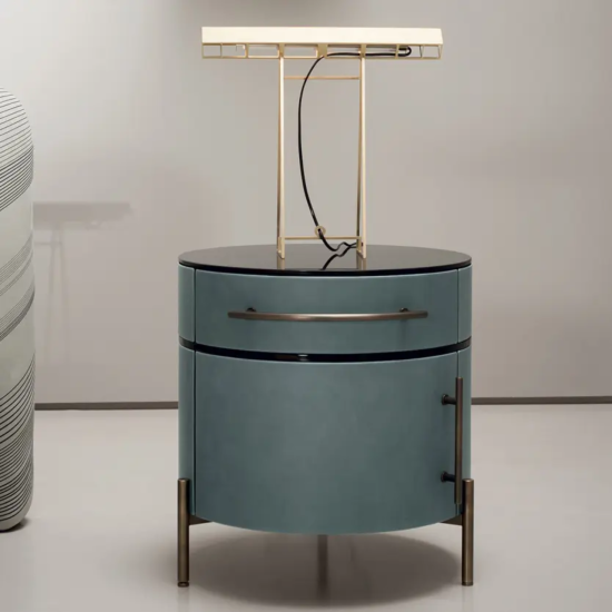 BAXTER PLISSÉ TABLE STAND