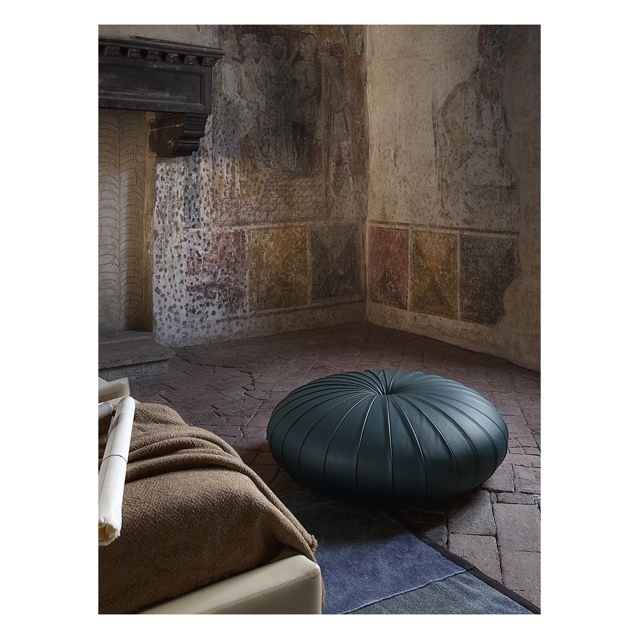 POLTRONA FRAU ESEDRA POUF