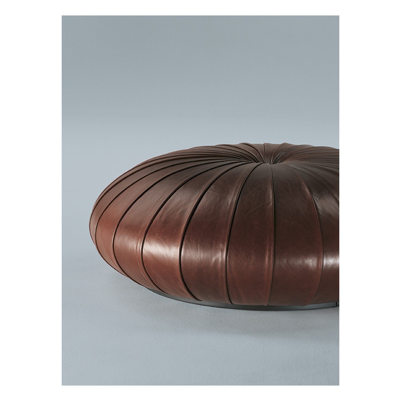 POLTRONA FRAU ESEDRA POUF