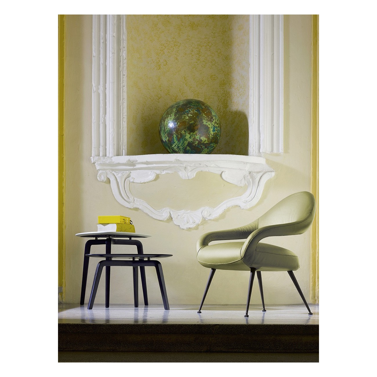 POLTRONA FRAU FIORILE TABLE BASSE