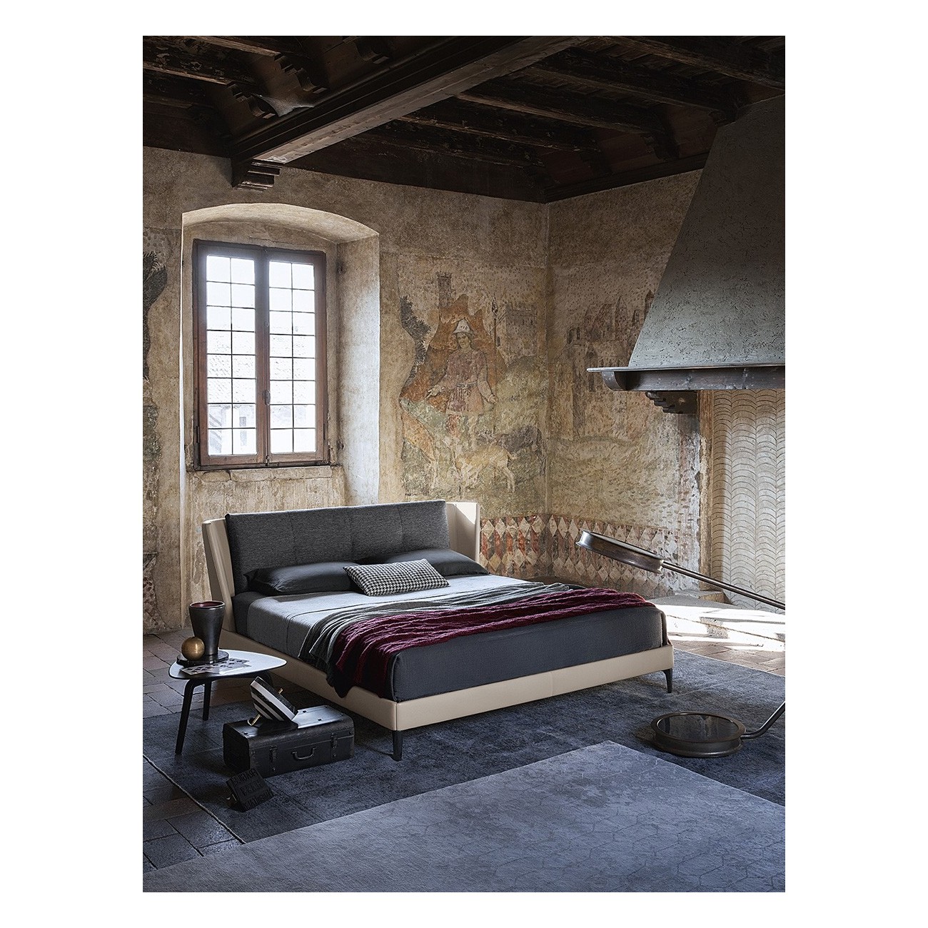 POLTRONA FRAU FIORILE TABLE BASSE