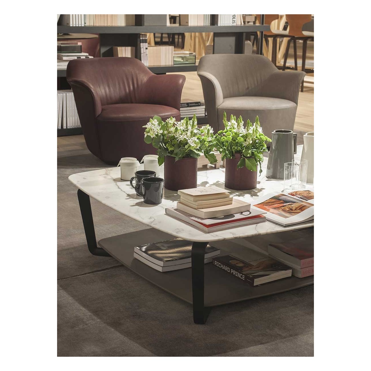 POLTRONA FRAU FIORILE DOUBLE COFFEE TABLE