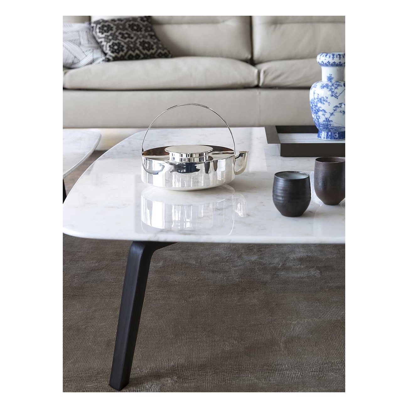 POLTRONA FRAU FIORILE TABLE BASSE