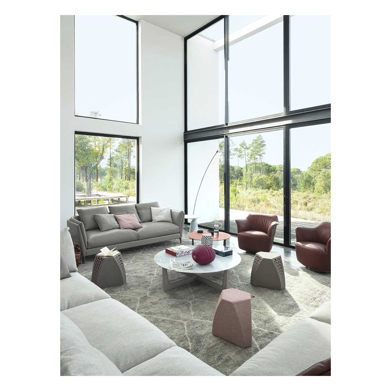 POLTRONA FRAU ILARY COFFEE TABLE