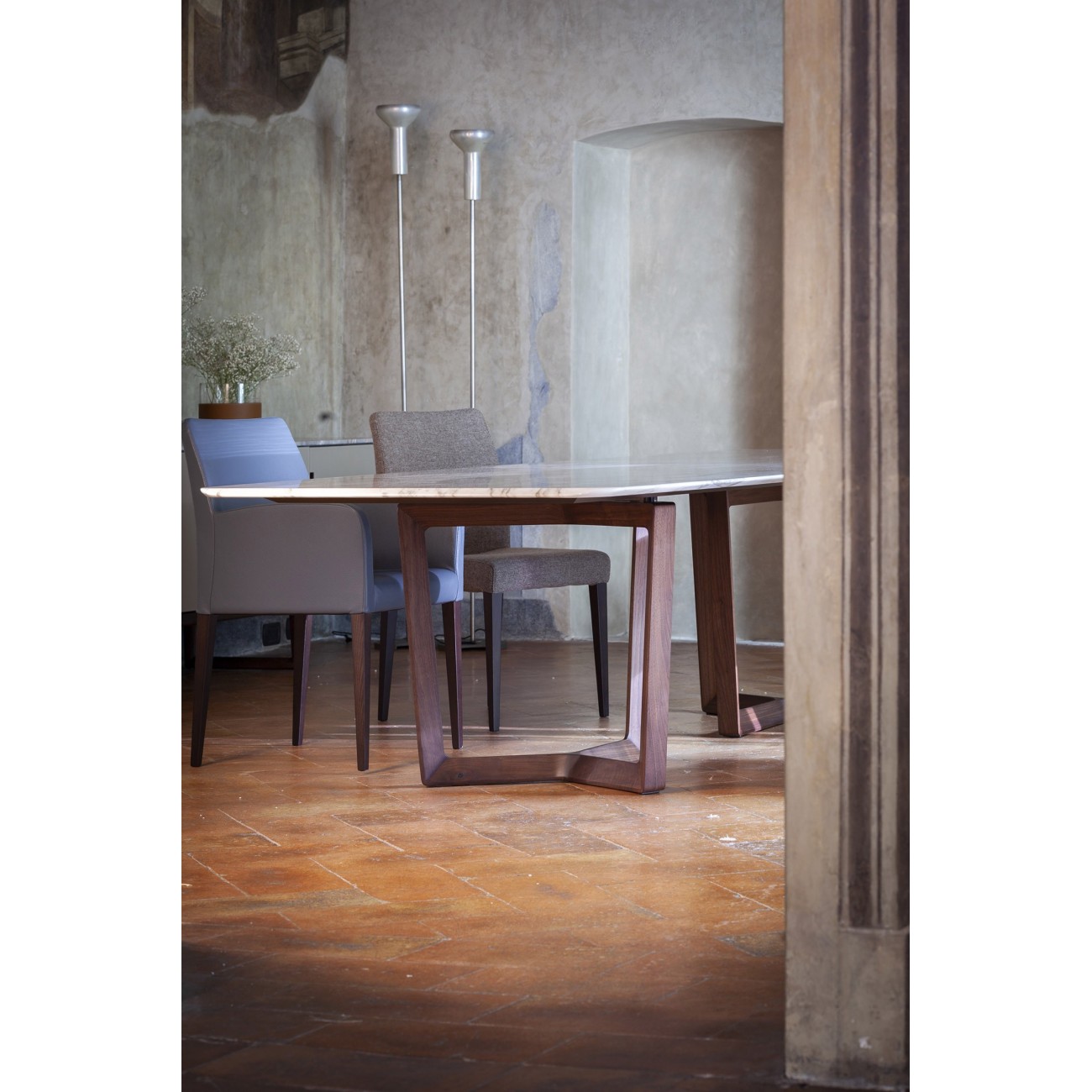 POLTRONA FRAU LIZ ARMCHAIR